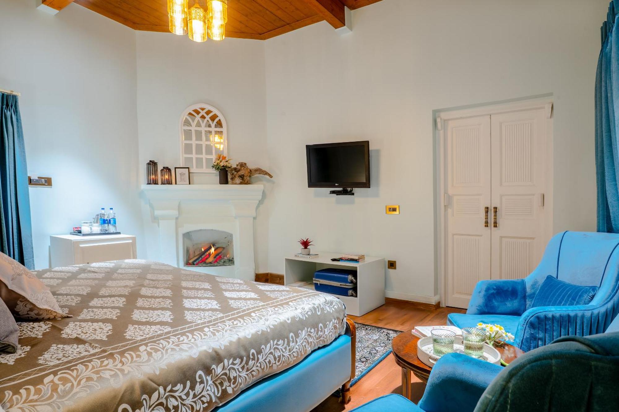 Hotel Crags Далхаузи Экстерьер фото